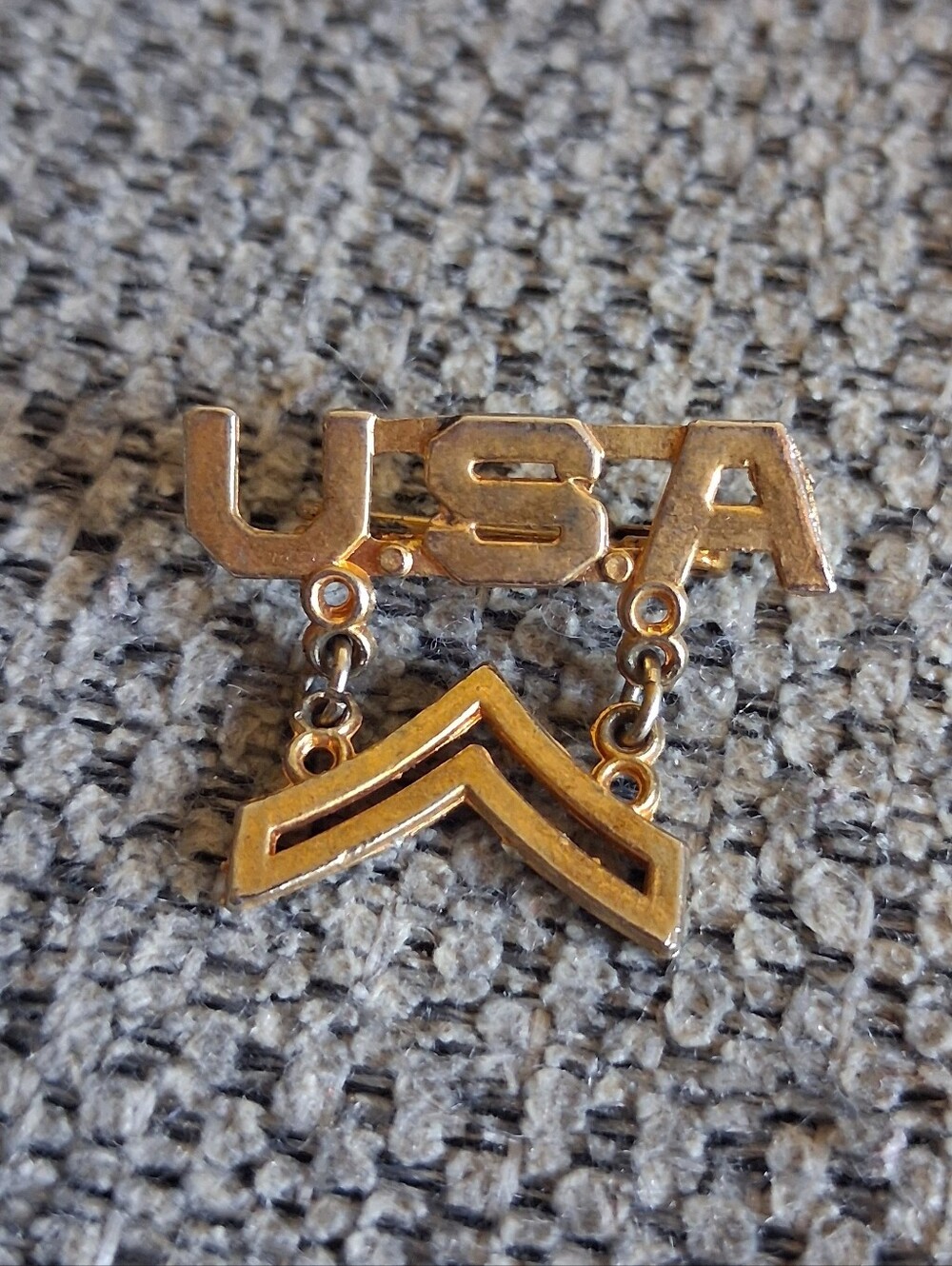 Gold USA Chevron Military Lapel Pin - Gold Tone